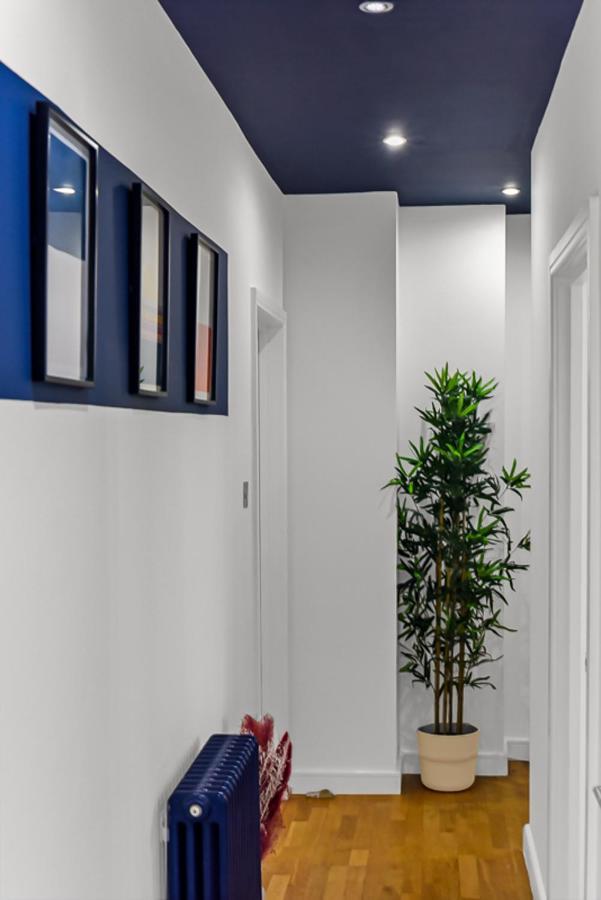 Spacious Contemporary 2 Bed Flat, Central ลอนดอน ภายนอก รูปภาพ